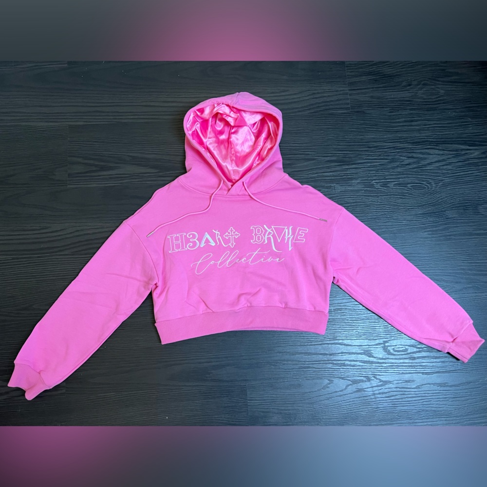 Heart break crop hoodie